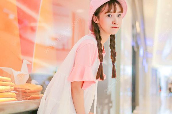 為什么青春期會(huì)長(zhǎng)痘？青春期長(zhǎng)痘痘正常嗎？(2)