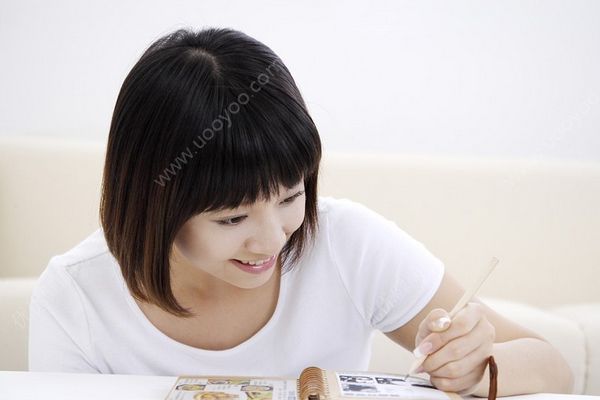 上初中需要準(zhǔn)備什么證件？上初中需要準(zhǔn)備什么？(2)