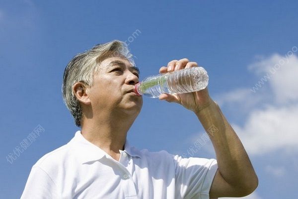 老人可以吹空調(diào)嗎？老人吹空調(diào)好嗎？(3)