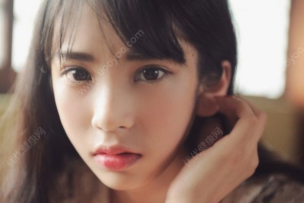 初一女孩早戀怎么辦？初一女孩早戀有什么危害？(1)