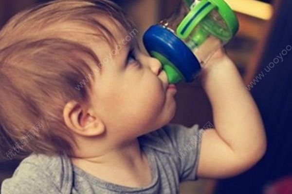 小孩中暑怎么辦？小孩中暑發(fā)燒怎么辦？(4)