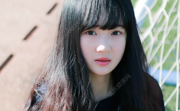 初一學(xué)生想家怎么辦？我初一學(xué)生上學(xué)想家可以回去么？(2)