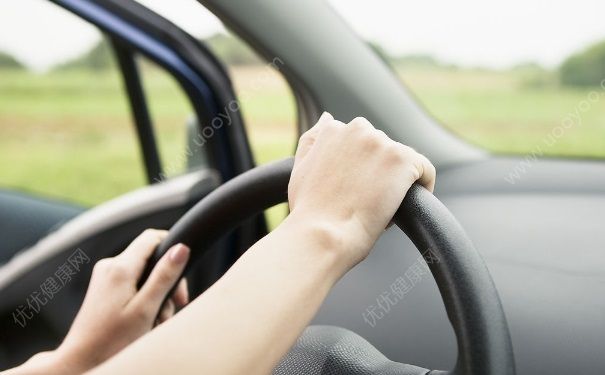 打雷能開車嗎？打雷開車安全嗎？(1)