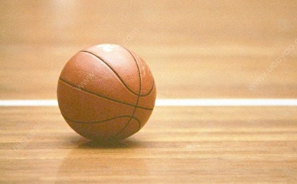 高中男生要打籃球嗎？高中男生不會打籃球怎么辦？(2)
