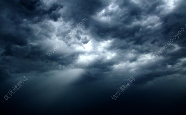 雷陣雨飛機(jī)能起飛嗎？雷陣雨會(huì)影響航班嗎？(3)