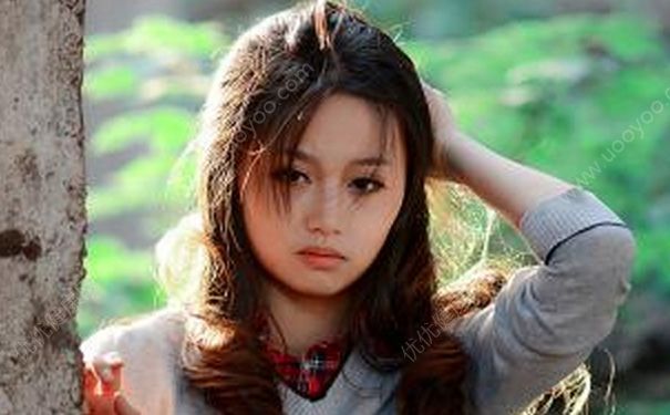 初中生月經(jīng)一個(gè)月來兩次是什么原因？初中女生月經(jīng)提前怎么辦？(1)