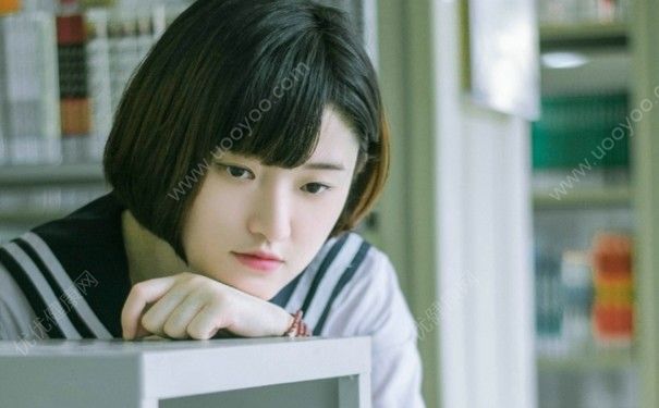 15歲女孩一個(gè)月沒(méi)來(lái)月經(jīng)是怎么回事？女生一個(gè)月沒(méi)來(lái)月經(jīng)怎么辦？(1)