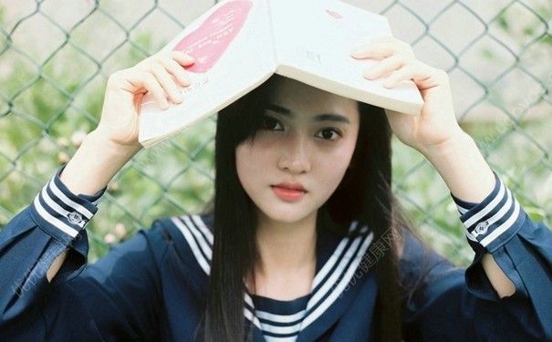 14歲女孩一個月不來月經正常嗎？14歲一個月不來月經怎么辦？(4)