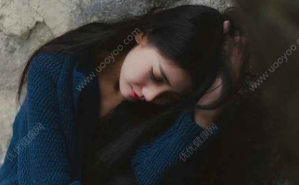 15歲女生乳房有硬塊是怎么回事？15歲女生胸部有腫塊怎么辦？(2)