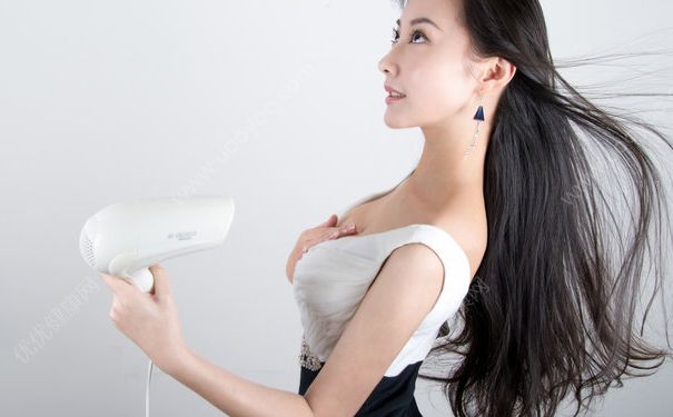 學(xué)校宿舍電壓是多少？學(xué)校宿舍的用電功率？(4)