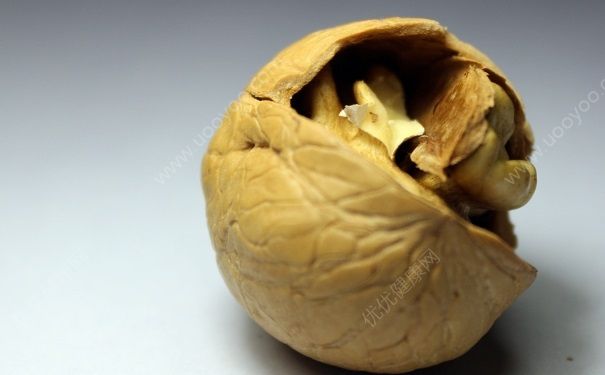 吃核桃對胎兒有什么好處？孕婦吃核桃對胎兒好不好？(3)