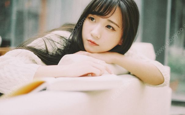 青春期女生例假推遲是怎么回事？青春期女生例假遲來怎么辦？(1)