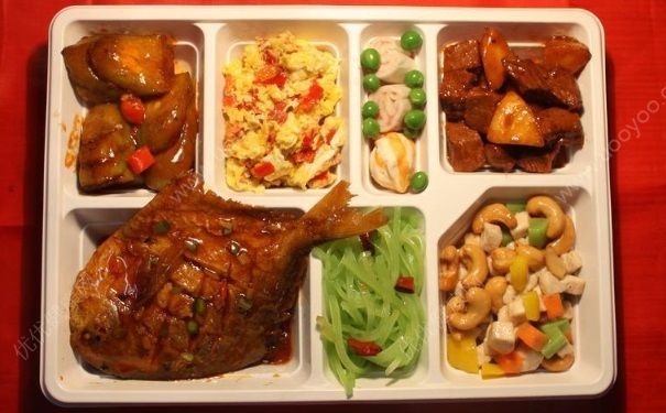 經(jīng)常吃盒飯好嗎？盒飯?jiān)趺创钆洳耍?3)