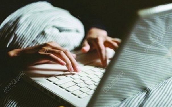 熬夜會影響精子質(zhì)量嗎？熬夜會導(dǎo)致陽痿嗎？(1)