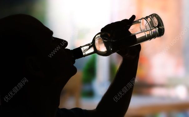 喝酒會(huì)導(dǎo)致脫發(fā)嗎？飲酒會(huì)讓人脫發(fā)嗎？(1)