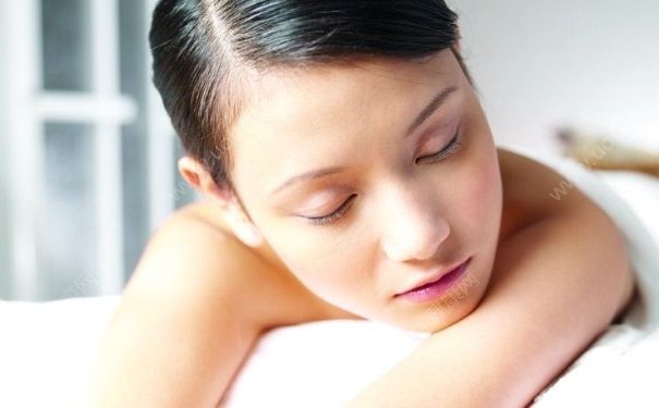 睡眠不足頭痛怎么辦？睡眠不足頭痛的原因是什么？(1)
