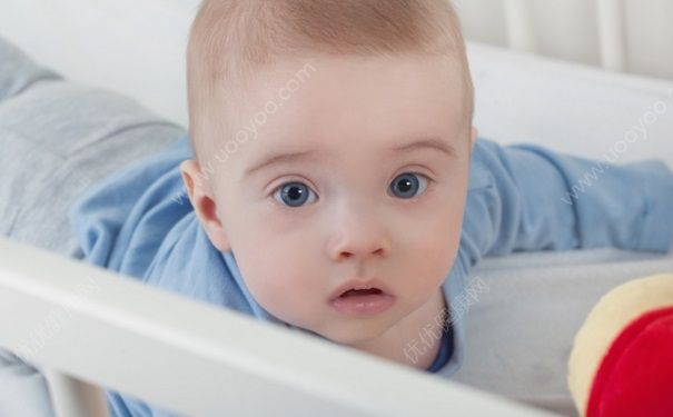 小孩抽風發(fā)燒怎么回事？小孩發(fā)燒抽搐原因是什么？(1)