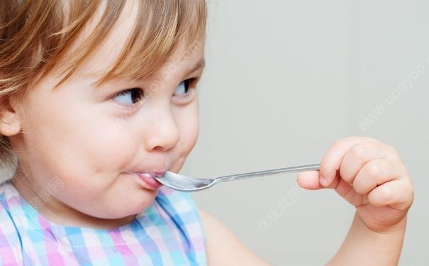 小孩抽風(fēng)有什么癥狀？小孩抽風(fēng)癥狀是怎樣的？(1)