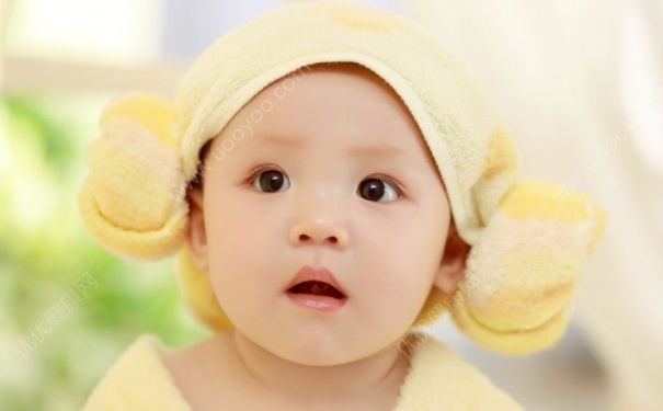 小孩半夜哭鬧是什么原因？小孩半夜哭是怎么回事？(1)