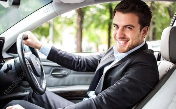 長時(shí)間開車腰疼怎么辦？開車開久了腰疼怎么辦？(1)