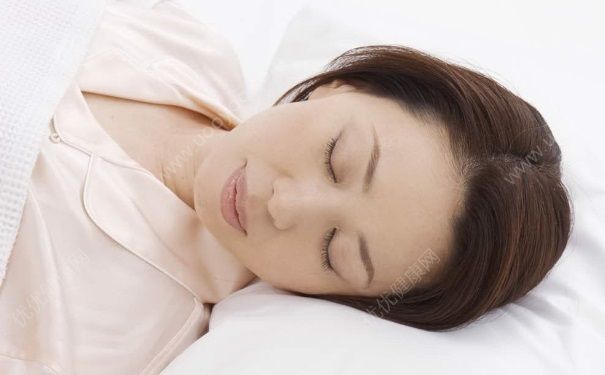 夏天睡覺(jué)空調(diào)開(kāi)多少度？夏天晚上睡覺(jué)空調(diào)開(kāi)多少度合適？(1)