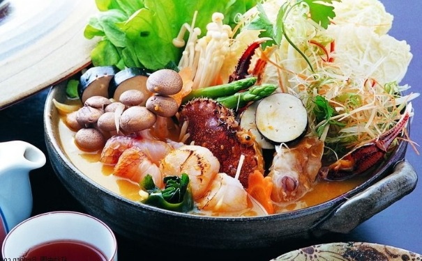 吃火鍋頭發(fā)上有味道怎么辦？怎么去掉頭發(fā)的火鍋味？(1)