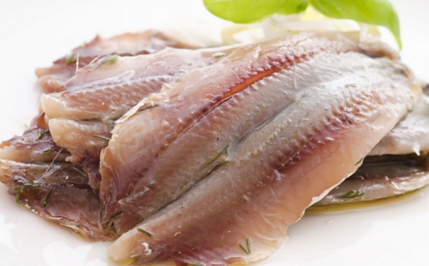 冠周炎可以吃魚(yú)嗎？冠周炎能吃魚(yú)嗎？(1)