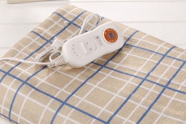 孕婦可以用電熱毯嗎？對胎兒發(fā)育有潛在危險(1)