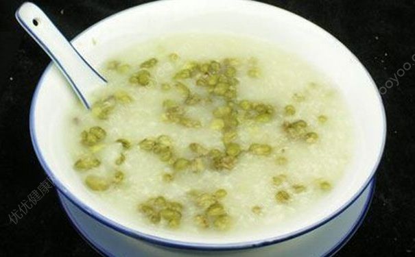 炎炎夏日應該如何保??？夏日養(yǎng)生保健喝哪些粥好？(1)