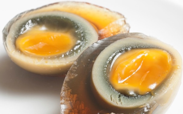 哪些食物吃多了會(huì)變笨？影響大腦的食物有哪些？(1)