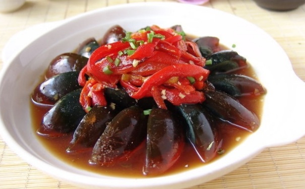 皮蛋的營養(yǎng)價(jià)值高嗎？如何挑選優(yōu)質(zhì)皮蛋？(1)