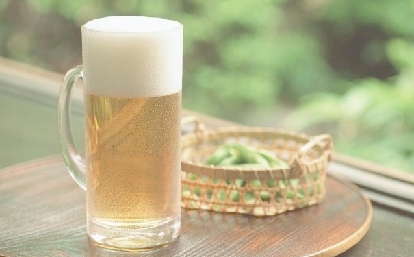 夏季喝啤酒不宜吃什么？夏季飲用啤酒的注意事項(xiàng)有哪些？(1)