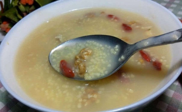 用板栗核桃煮粥養(yǎng)胃嗎？日常陽痿的粥類食物有哪些？(1)