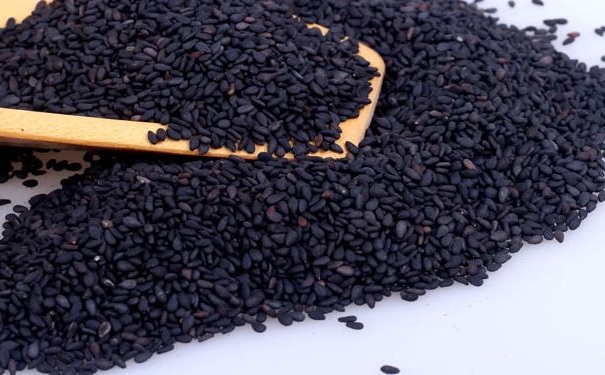 哪些黑色的食物比保健藥強(qiáng)？常吃什么黑色食物好？(1)