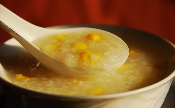 玉米粥的神奇功效有哪些？玉米粥的營養(yǎng)美味做法有哪些？(1)