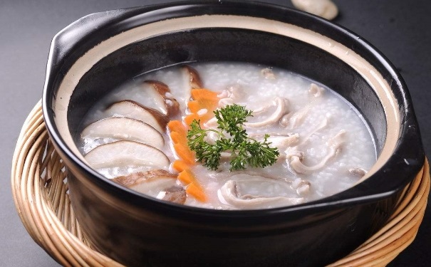 胃潰瘍的食療方有哪些？吃什么藥膳治療胃潰瘍？(1)