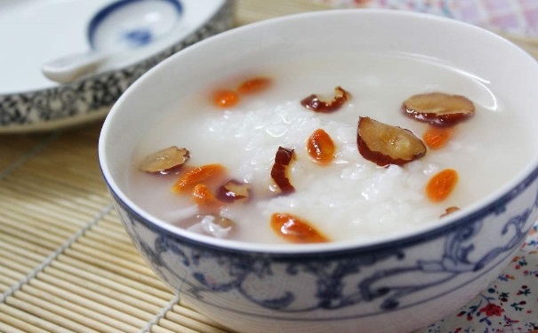 經(jīng)常胃疼吃什么好？經(jīng)常胃疼的食療方有哪些？(1)