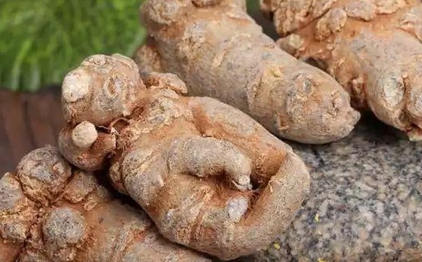 產(chǎn)婦吃三七粉會上火嗎？產(chǎn)后怎么吃三七粉不上火？(1)