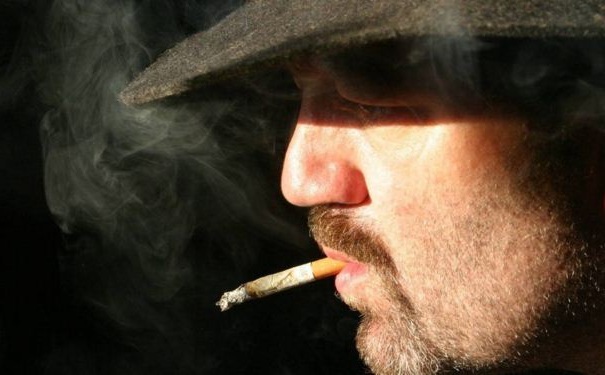 抽煙適合吃什么食物？男人該如何戒煙？(1)
