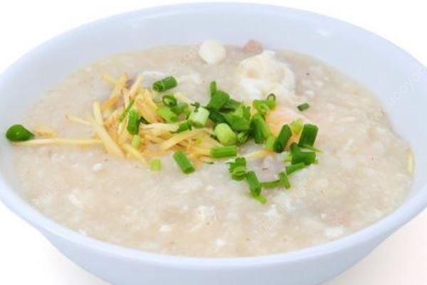 適合春季養(yǎng)生的養(yǎng)生粥配方是怎樣的？春季養(yǎng)生粥有什么功效？(1)