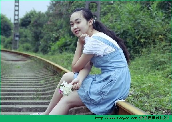 暗戀同學(xué)怎么辦？我暗戀同班同學(xué)怎么辦？(4)