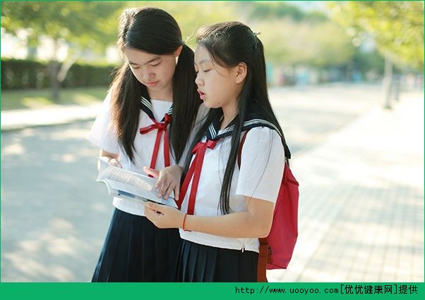 我13歲胸部很小怎么辦？13歲女孩胸小是什么原因？(2)