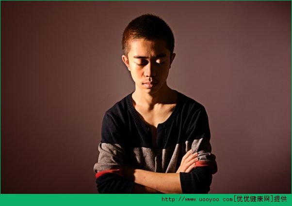 我15歲有喉結(jié)了正常嗎？我15歲有喉結(jié)還會不會長高？(3)