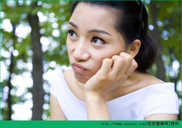 我15歲女生正常身高體重是多少？15歲女生的標(biāo)準(zhǔn)身高體重(4)