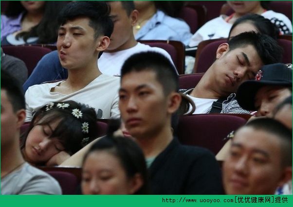 上課老是打瞌睡是什么原因？上課打瞌睡怎么辦？(5)