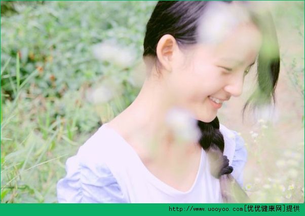 15歲月經(jīng)量少怎么調(diào)理？15歲少女月經(jīng)不調(diào)正常嗎？(1)