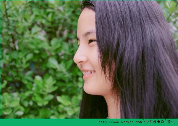 15歲月經(jīng)量少怎么調(diào)理？15歲少女月經(jīng)不調(diào)正常嗎？(2)