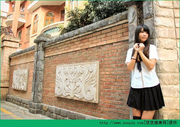 我16歲怎么向喜歡的女生表白？怎么向16歲的女生表白？(1)