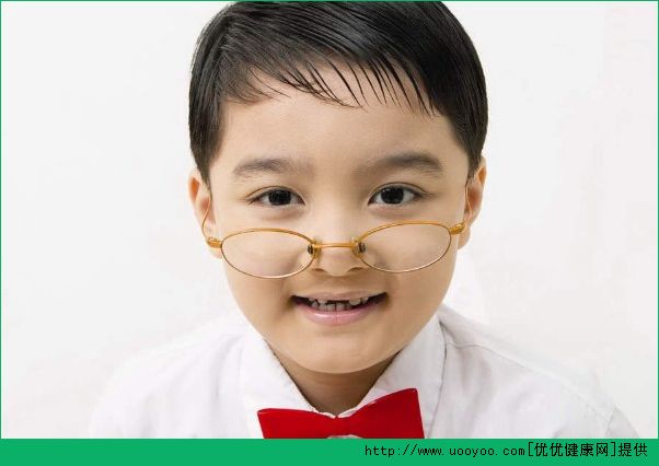 我11歲視力兩只4.4怎么辦？近視眼怎么恢復(fù)視力？(3)