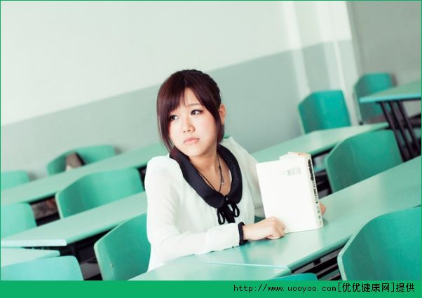 我17歲總是月經(jīng)推遲怎么辦？17歲少女總是月經(jīng)推遲正常嗎？(3)